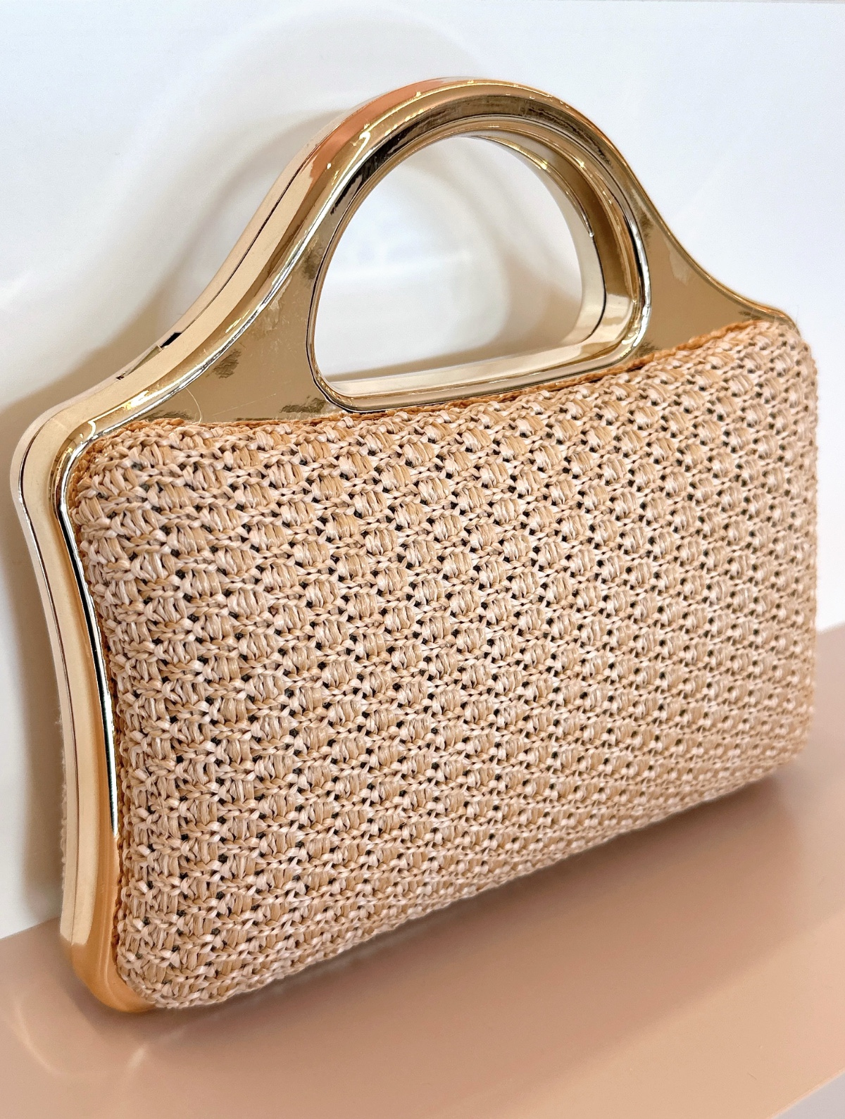 Imagem Clutch alça dourada palha 