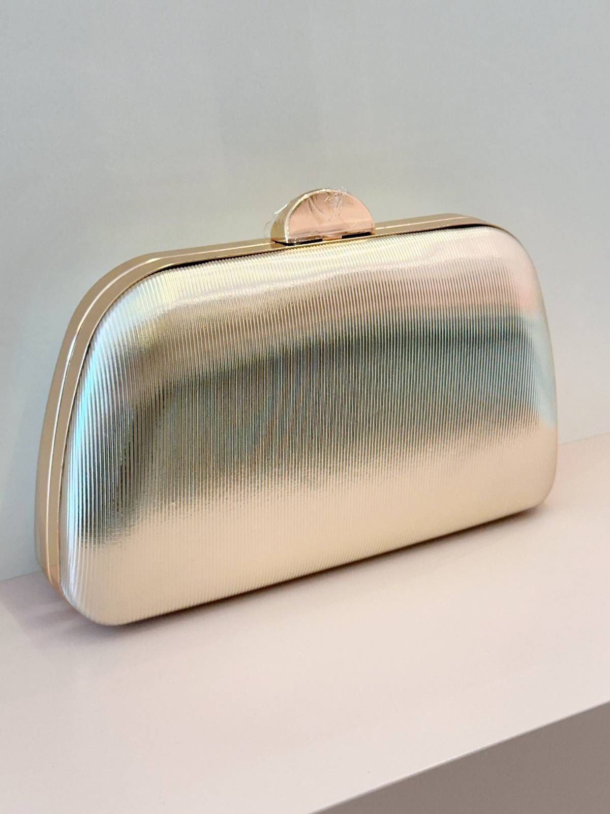 Imagem Clutch dourada 