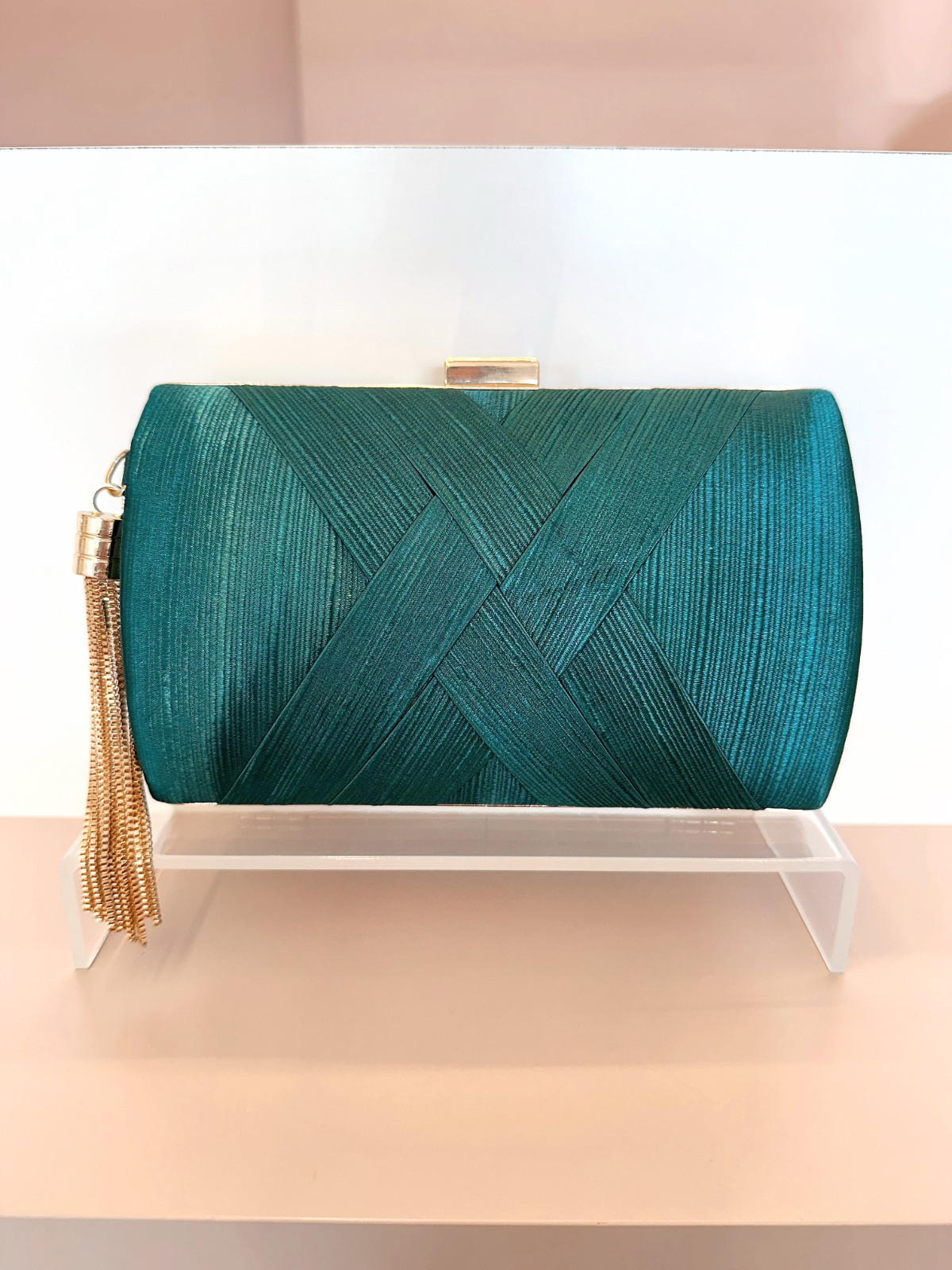 Imagem Clutch verde tassel dourado