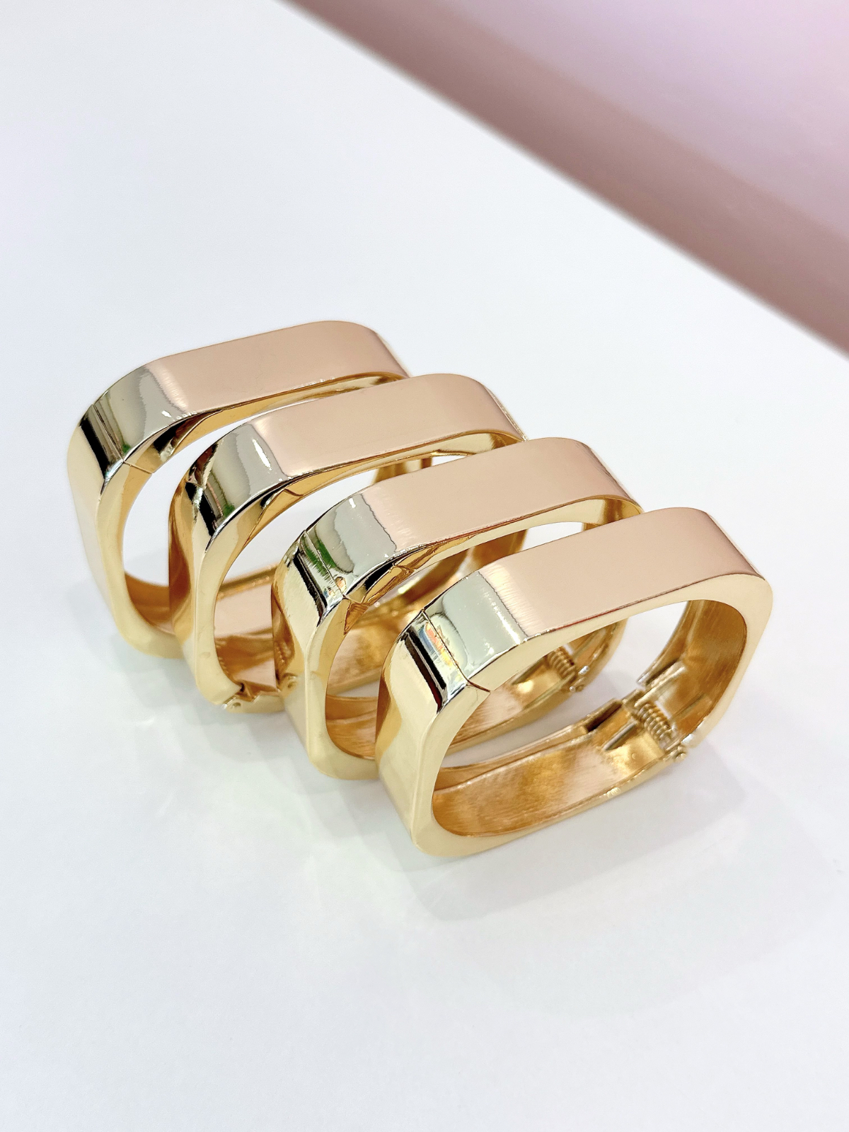 Imagem 1 Bracelete quadrado