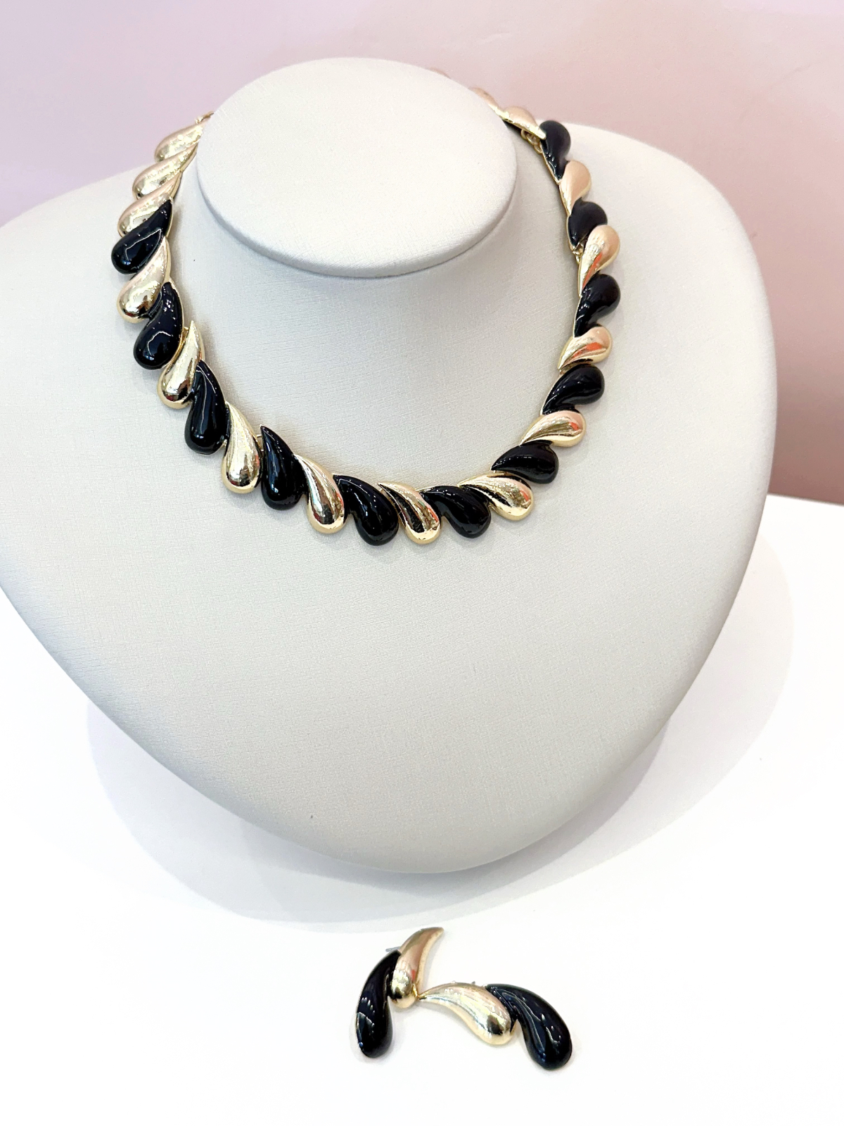Imagem Conjunto gotas esmaltado preto