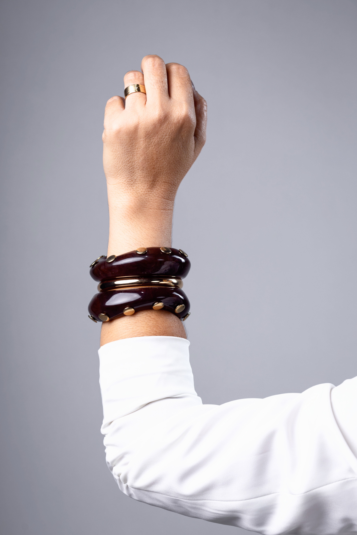 Imagem 1  Bracelete marrom taxas