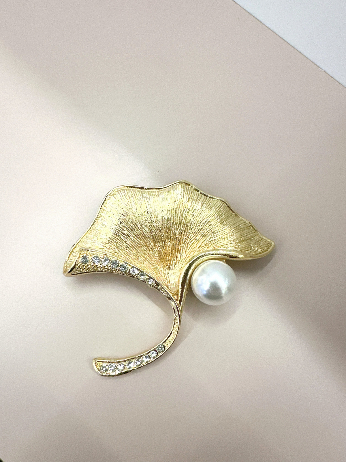 Imagem Broche flor fosco 