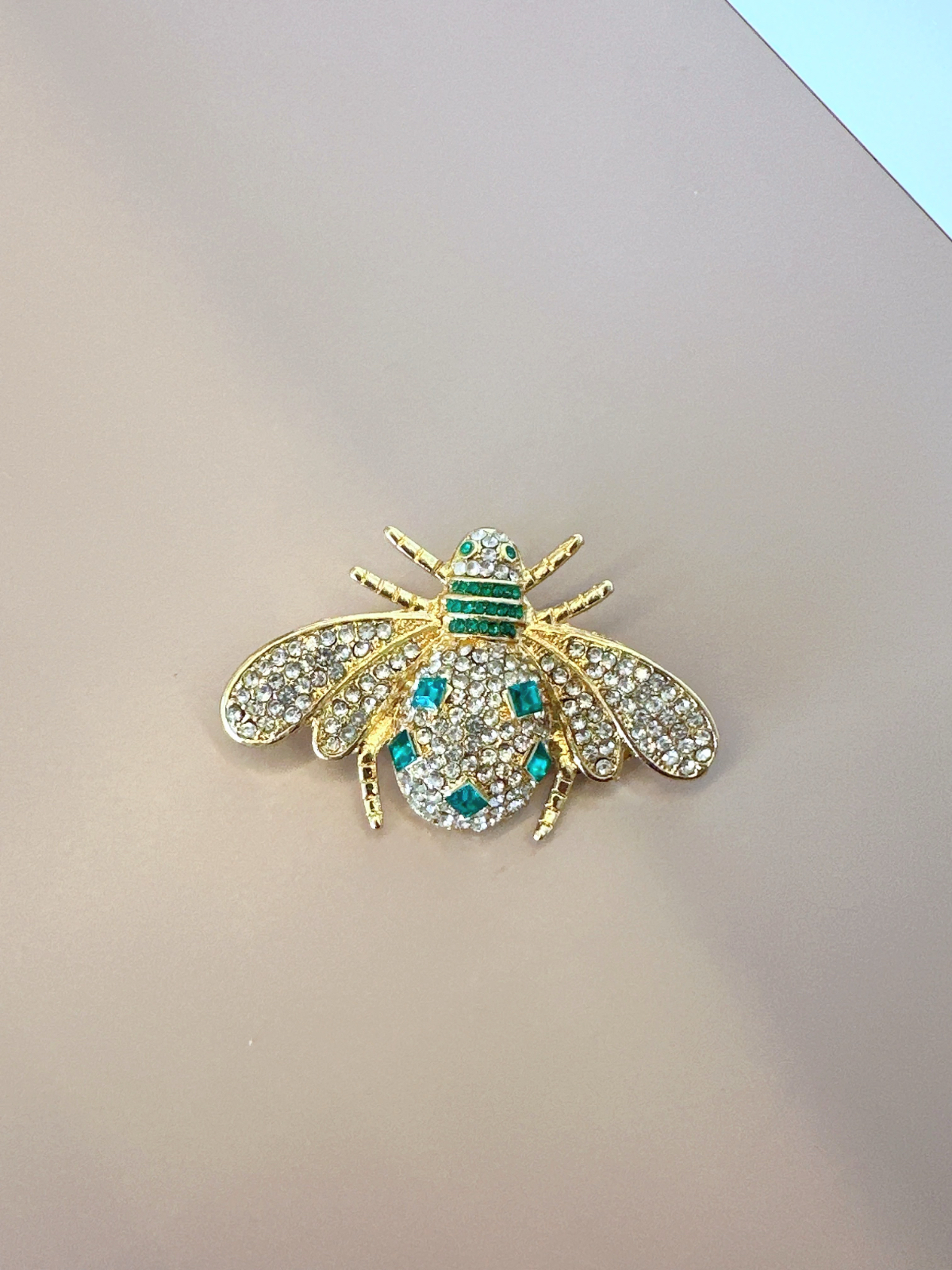 Imagem Broche abelha verde