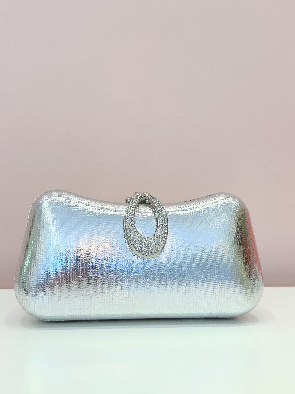 Imagem Clutch prata fecho brilho 