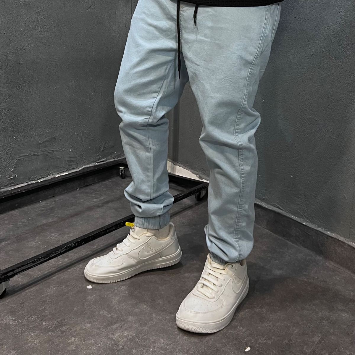 Imagem 5 CALÇA JOGGER EM SARJA