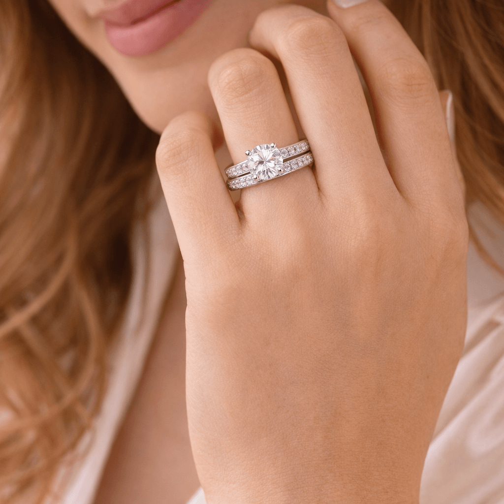 Imagem 3 Conjunto Anel Love + Aparador 